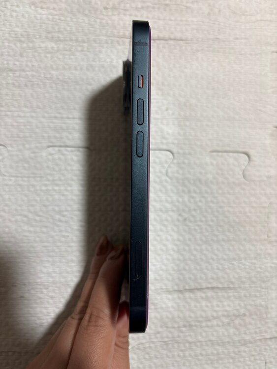 iPhone 13 128GB SIMフリー（スマホ）の商品画像 - 査定依頼日：2025年4月28日 - 最高査定価格：41,000円