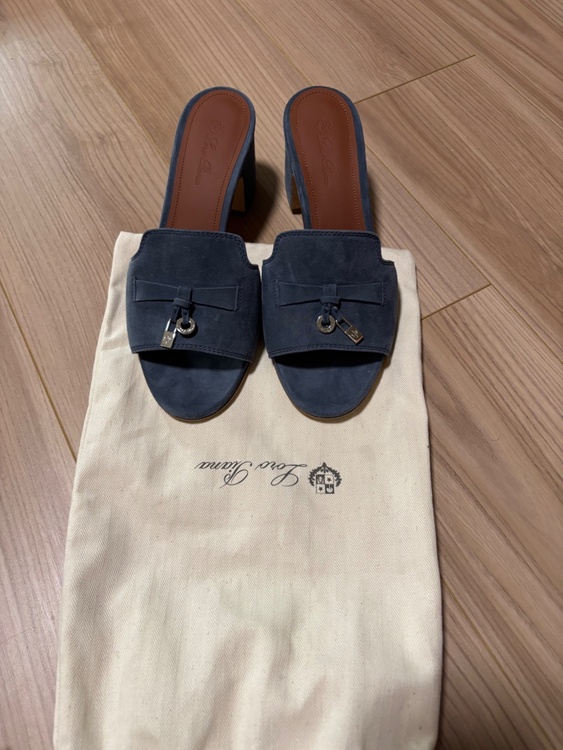 サマーチャームサンダル（古着・ファッション）の商品画像 - 査定依頼日：2026年2月19日 - 最高査定価格：100,000円