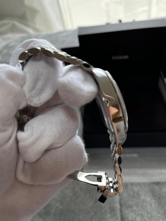 チューダー ブラックベイ （高級時計）の商品画像 - 査定依頼日：2025年6月29日 - 最高査定価格：440,000円