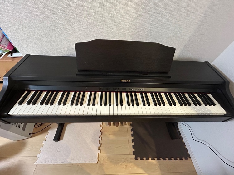 Roland RP401R （ピアノ・楽器・PA機材）の商品画像 - 査定依頼日：2026年2月1日 - 最高査定価格：2,000円