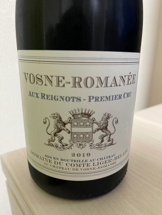 ドメーヌ・コント・リジェ・ベレール　ヴォーヌロマネ　オー　レイニョ（お酒）の商品画像 - 査定依頼日：2025年4月10日 - 最高査定価格：210,000円
