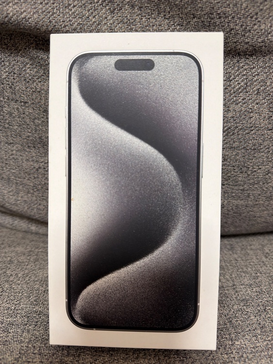 iPhone iPhone 15 Pro 256GB SIMフリー（スマホ）の商品画像 - 査定依頼日：2026年7月26日 - 最高査定価格：89,000円
