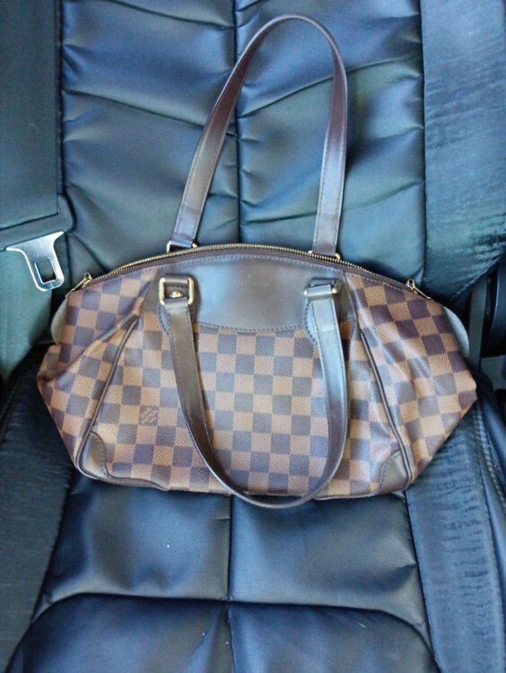 ルイヴィトン モノグラム （ブランドバッグ）の商品画像 - 査定依頼日：2025年12月17日 - 最高査定価格：110,000円