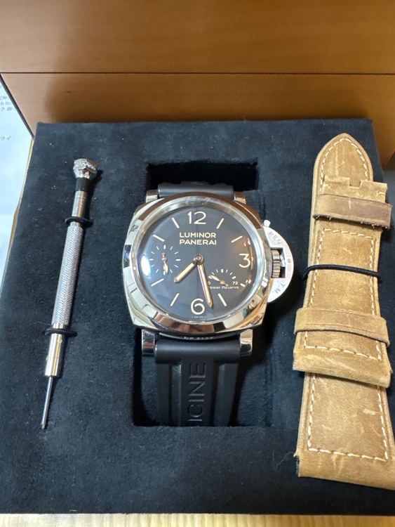 パネライ ルミノール PAM0042（高級時計）の商品画像 - 査定依頼日：2026年2月10日 - 最高査定価格：650,000円