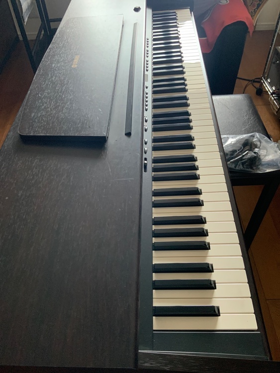 Digital Piano YDPー101（ピアノ・楽器・PA機材）の商品画像 - 査定依頼日：2026年3月23日 - 最高査定価格：5,000円