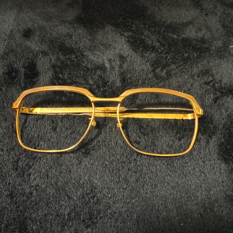 メガネ（金・貴金属）の商品画像 - 査定依頼日：2026年1月17日 - 最高査定価格：400,000円