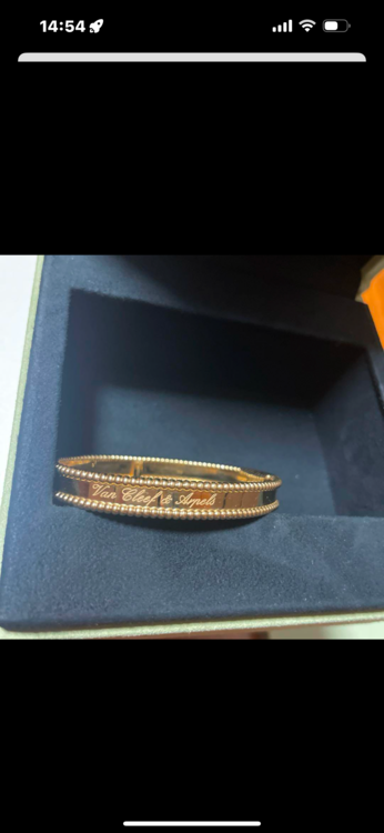 ヴァンクリーフアンドアーペル　ペルレバングル（金・貴金属）の商品画像 - 査定依頼日：2025年1月27日 - 最高査定価格：650,000円