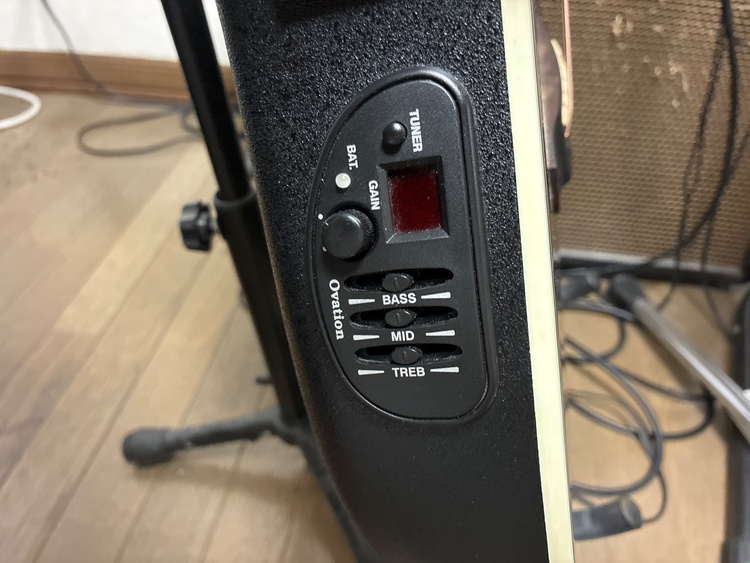 Ovation CE48P-TGE（ピアノ・楽器・PA機材）の商品画像 - 査定依頼日：2026年6月18日 - 最高査定価格：12,000円