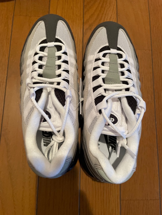 NIKE スニーカー（古着・ファッション）の商品画像 - 査定依頼日：2026年7月7日 - 最高査定価格：12,000円