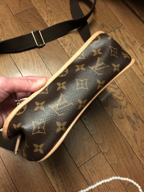 斜めがけ（ブランドバッグ）の商品画像 - 査定依頼日：2022年5月3日 - 最高査定価格：72,250円