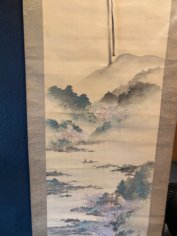 掛け軸③（美術品・骨董品）の商品画像 - 査定依頼日：2026年6月4日 - 最高査定価格：1,000円