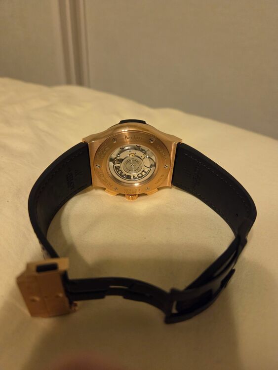 ウブロ クラシックフュージョン （高級時計）の商品画像 - 査定依頼日：2025年11月9日 - 最高査定価格：1,600,000円