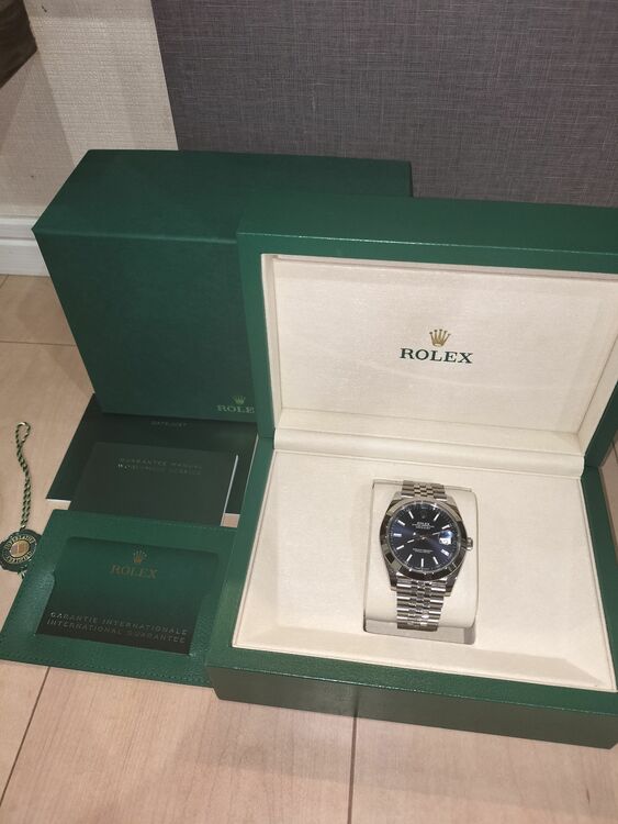 デイトジャスト41（高級時計）の商品画像 - 査定依頼日：2025年7月15日 - 最高査定価格：1,560,000円