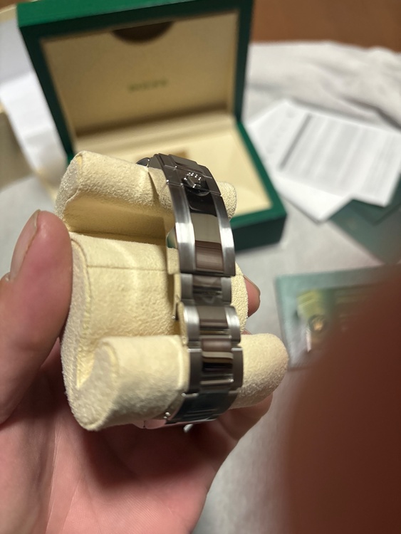 ロレックス デイトナ 116500（高級時計）の商品画像 - 査定依頼日：2026年2月5日 - 最高査定価格：5,200,000円