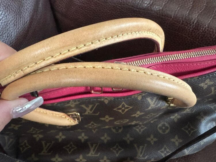 パラス（ブランドバッグ）の商品画像 - 査定依頼日：2025年5月2日 - 最高査定価格：150,000円