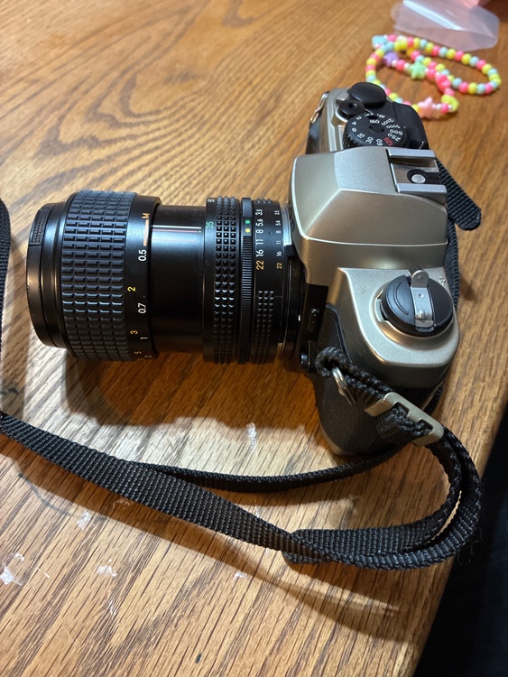 FM10（カメラ）の商品画像 - 査定依頼日：2025年12月26日 - 最高査定価格：2,500円