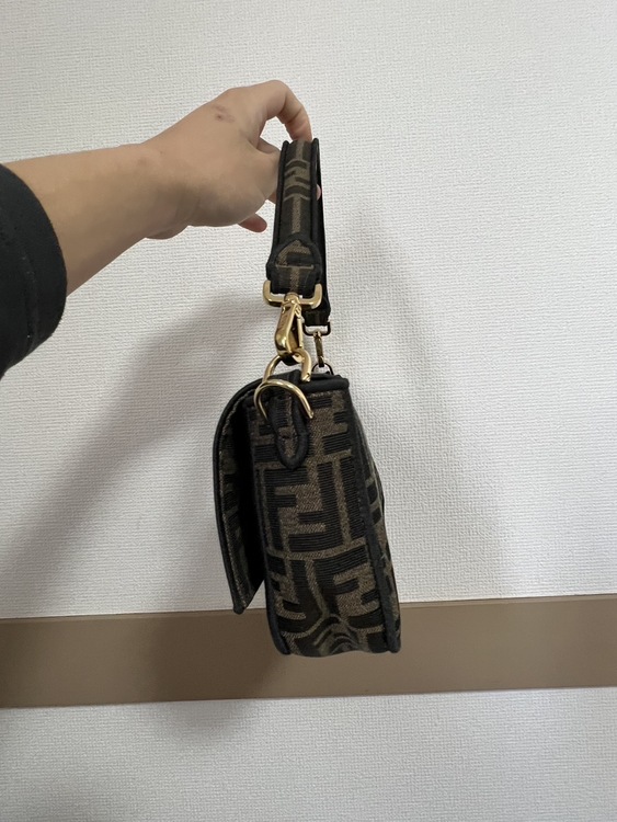 フェンディ  （ブランドバッグ）の商品画像 - 査定依頼日：2026年1月22日 - 最高査定価格：180,000円