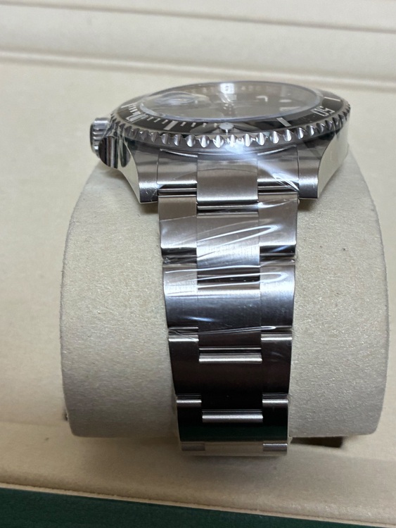 サブマリーナデイト（高級時計）の商品画像 - 査定依頼日：2025年11月27日 - 最高査定価格：2,300,000円