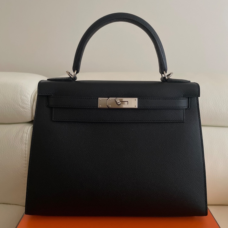 エルメス ケリー （ブランドバッグ）の商品画像 - 査定依頼日：2025年7月25日 - 最高査定価格：2,500,000円