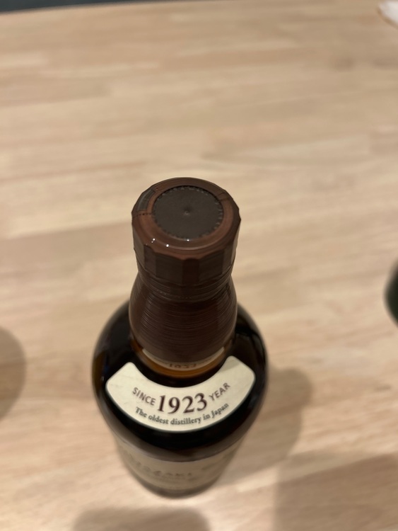 ウイスキー サントリー山崎 （お酒）の商品画像 - 査定依頼日：2025年6月3日 - 最高査定価格：10,000円