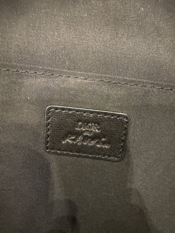 ディオールリュック（ブランドバッグ）の商品画像 - 査定依頼日：2025年4月15日 - 最高査定価格：75,000円