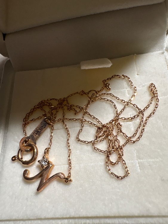 ４℃ ピンクゴールドイニシャルネックレス（金・貴金属）の商品画像 - 査定依頼日：2026年4月8日 - 最高査定価格：100,000円