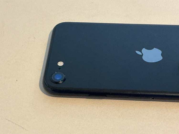 バージョン26.5、純正バッテリー交換済（スマホ）の商品画像 - 査定依頼日：2026年8月29日 - 最高査定価格：11,000円