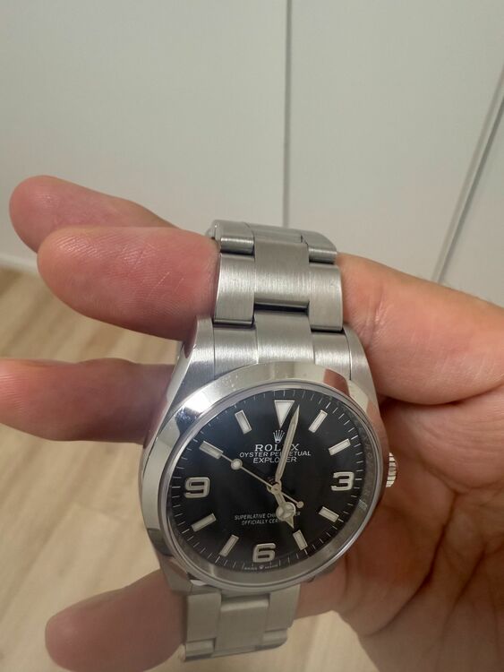 ロレックス エクスプローラー 12427（高級時計）の商品画像 - 査定依頼日：2025年8月27日 - 最高査定価格：1,250,000円