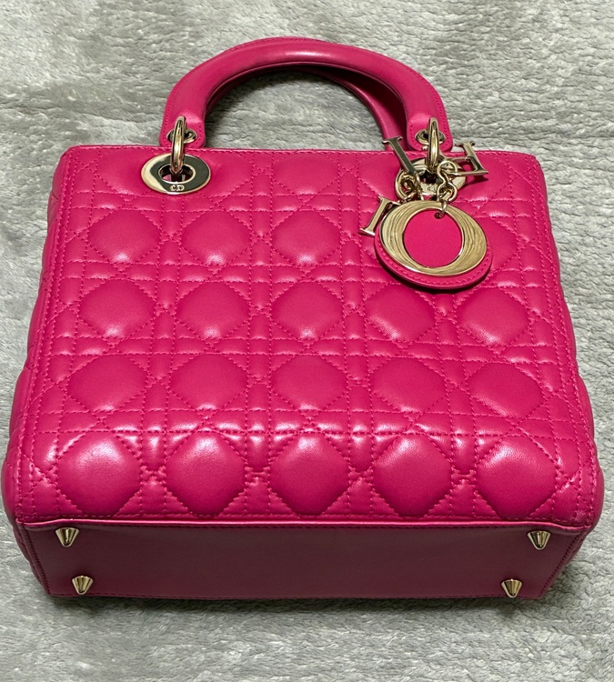 【美品】Christian Dior レディディオール ミディアム ピンク（ブランドバッグ）の商品画像 - 査定依頼日：2025年8月21日 - 最高査定価格：100,000円