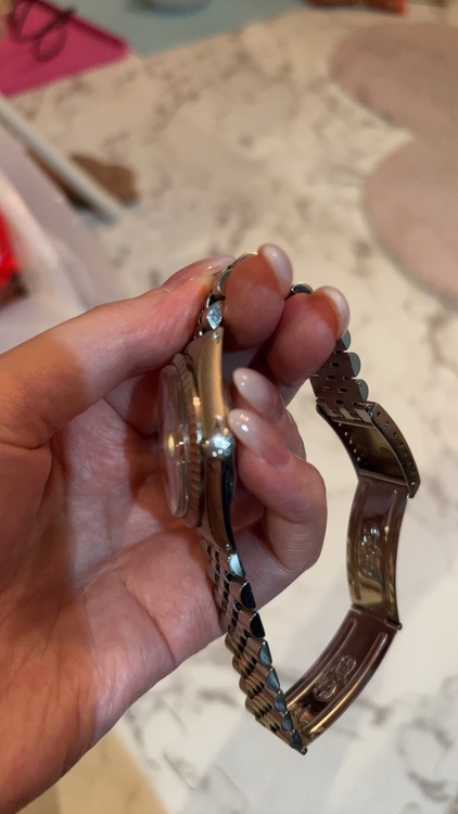 デイトジャスト（高級時計）の商品画像 - 査定依頼日：2025年6月25日 - 最高査定価格：600,000円