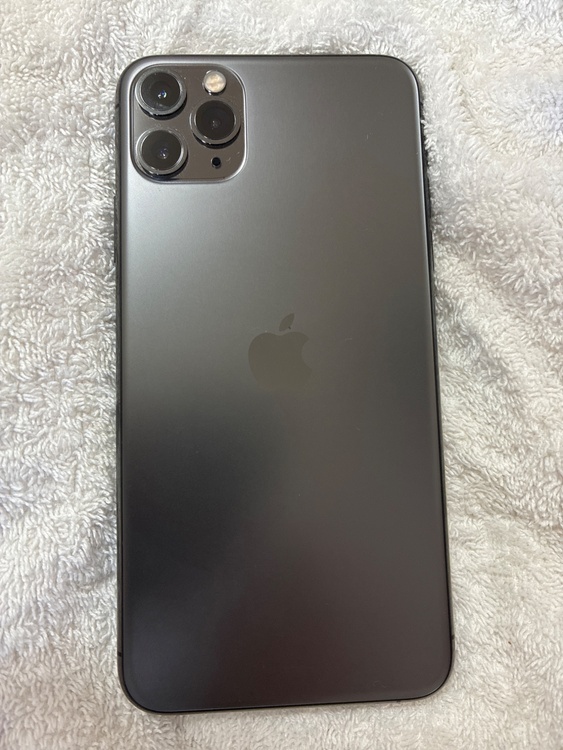 ipone11プロマックス（スマホ）の商品画像 - 査定依頼日：2026年7月26日 - 最高査定価格：13,000円