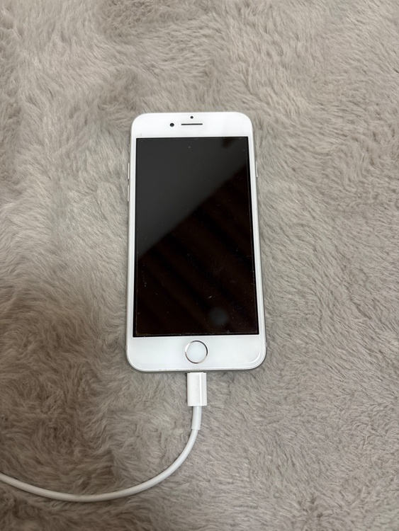 iPhone7 32GB SIMフリー（スマホ）の商品画像 - 査定依頼日：2026年2月4日 - 最高査定価格：1,500円