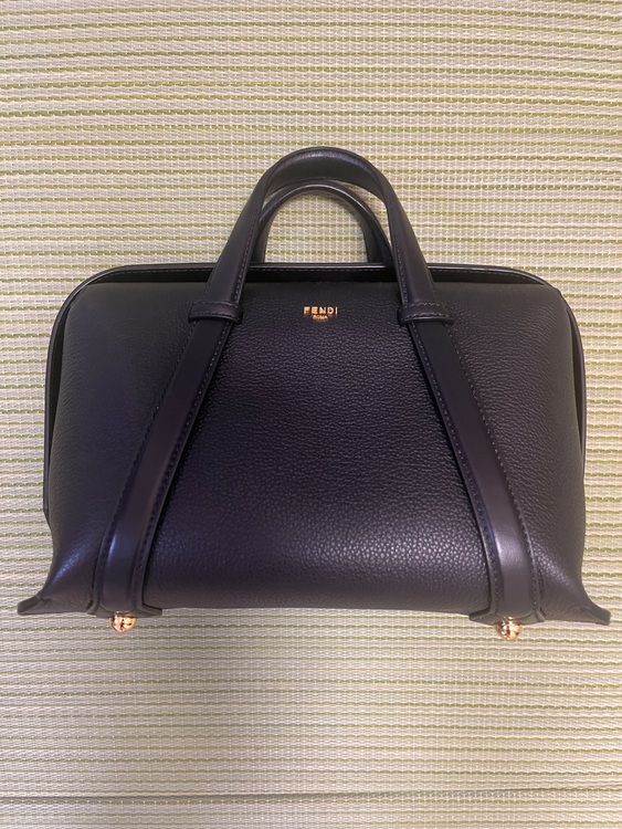 フェラガモ  （ブランドバッグ）の商品画像 - 査定依頼日：2025年6月18日 - 最高査定価格：100,000円