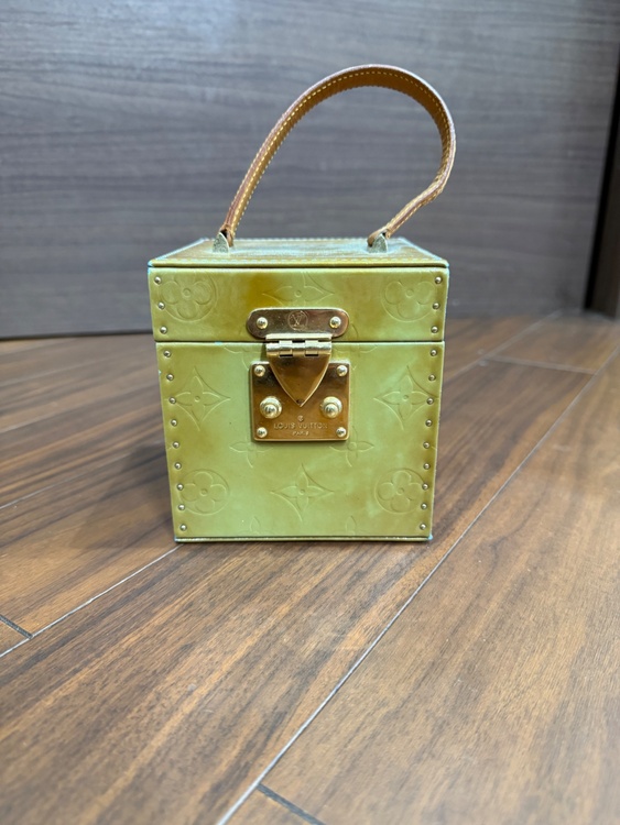 ルイヴィトン　ブリーカー（ブランドバッグ）の商品画像 - 査定依頼日：2026年2月15日 - 最高査定価格：65,000円