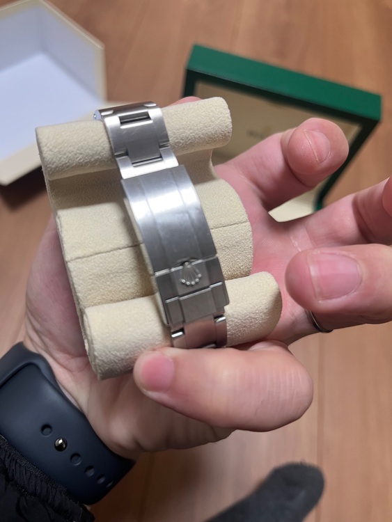 ロレックス エクスプローラー 12427（高級時計）の商品画像 - 査定依頼日：2025年11月14日 - 最高査定価格：1,250,000円