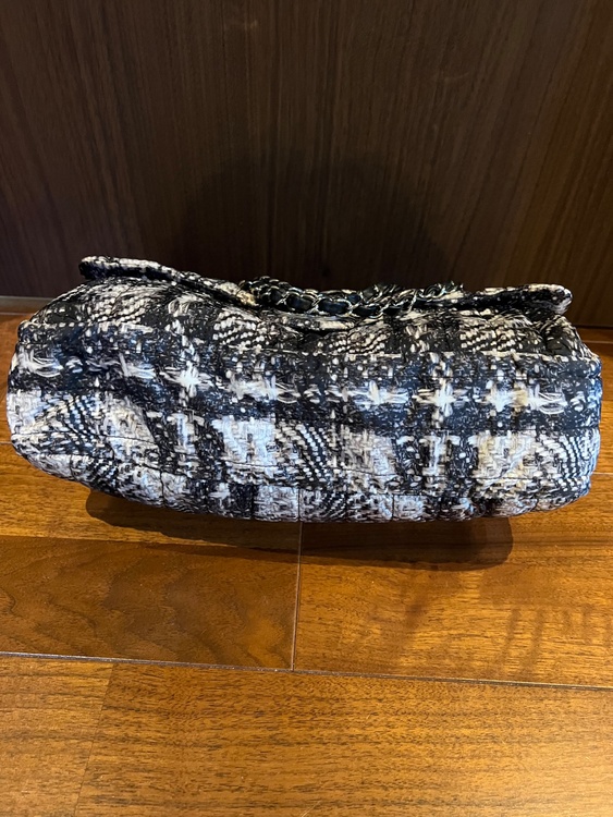 ツイード　プリント（ブランドバッグ）の商品画像 - 査定依頼日：2026年2月23日 - 最高査定価格：200,000円