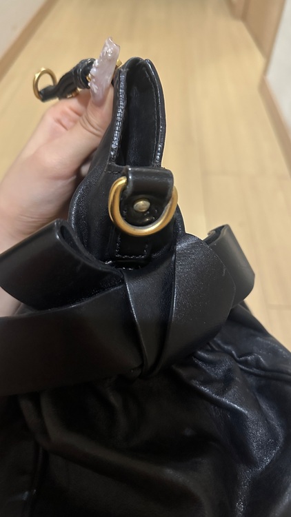 ミュウミュウ  （ブランドバッグ）の商品画像 - 査定依頼日：2025年8月13日 - 最高査定価格：50,000円