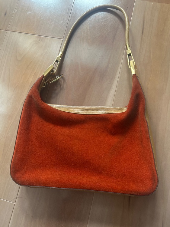 グッチ  （ブランドバッグ）の商品画像 - 査定依頼日：2026年4月2日 - 最高査定価格：32,000円