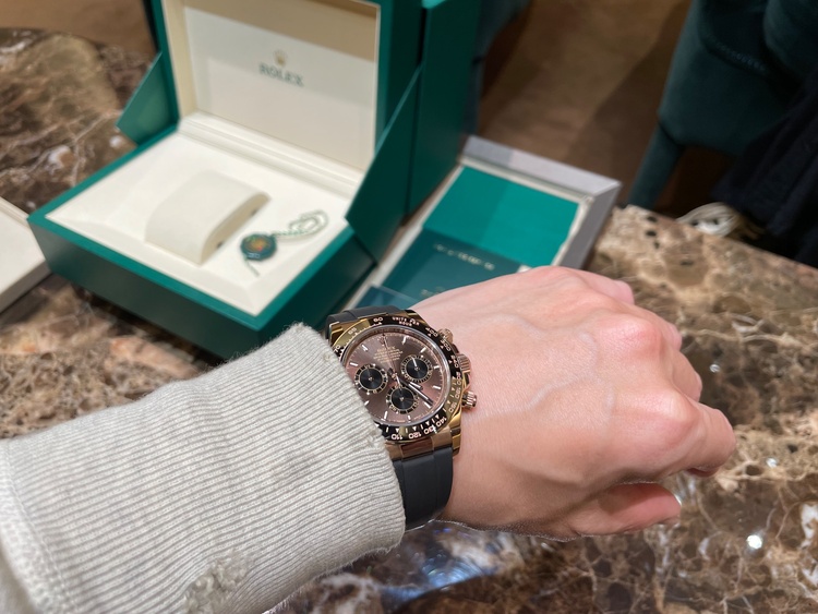 ロレックス デイトナ （高級時計）の商品画像 - 査定依頼日：2026年1月6日 - 最高査定価格：7,700,000円