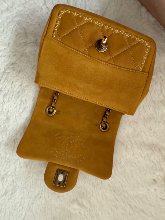 ミニバッグ（ブランドバッグ）の商品画像 - 査定依頼日：2025年8月26日 - 最高査定価格：70,000円