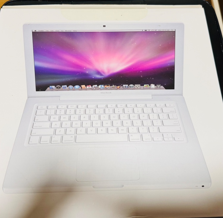 MacBook2008 early（PC・タブレット）の商品画像 - 査定依頼日：2025年11月4日 - 最高査定価格：3,000円