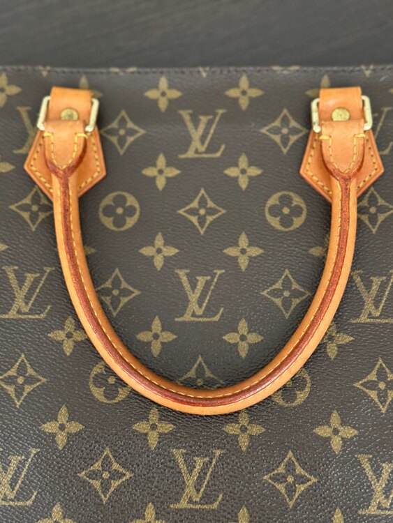 ルイヴィトン モノグラム （ブランドバッグ）の商品画像 - 査定依頼日：2025年4月16日 - 最高査定価格：70,000円