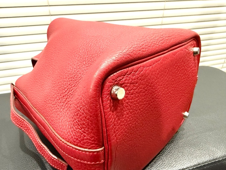 ピコタンPM（ブランドバッグ）の商品画像 - 査定依頼日：2025年12月19日 - 最高査定価格：240,000円