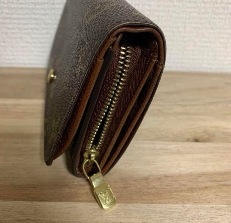 ポルトモネビエトレゾール（ブランド財布・小物）の商品画像 - 査定依頼日：2025年9月20日 - 最高査定価格：9,000円