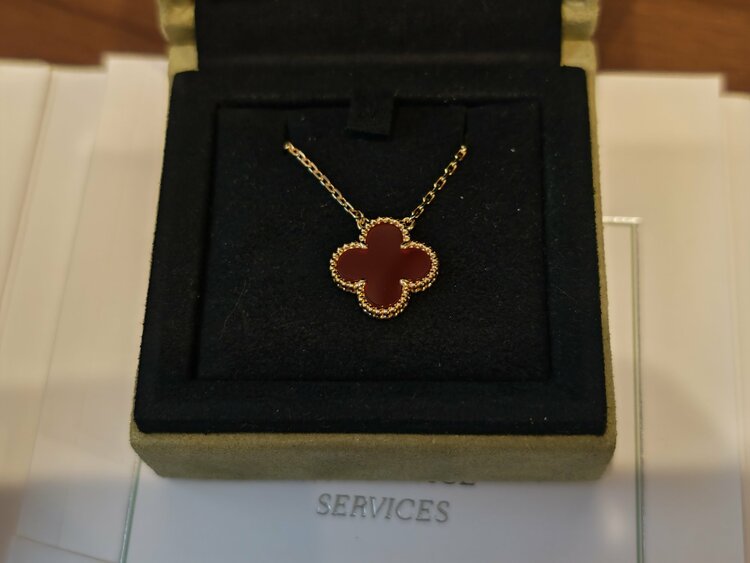 VCA ヴィンテージアルハンブラカーネリアン VCARD38500（金・貴金属）の商品画像 - 査定依頼日：2026年2月7日 - 最高査定価格：230,000円