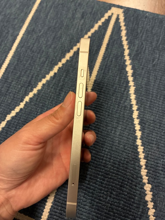 iPhone iPhone 14 128GB docomo（スマホ）の商品画像 - 査定依頼日：2026年7月7日 - 最高査定価格：48,000円