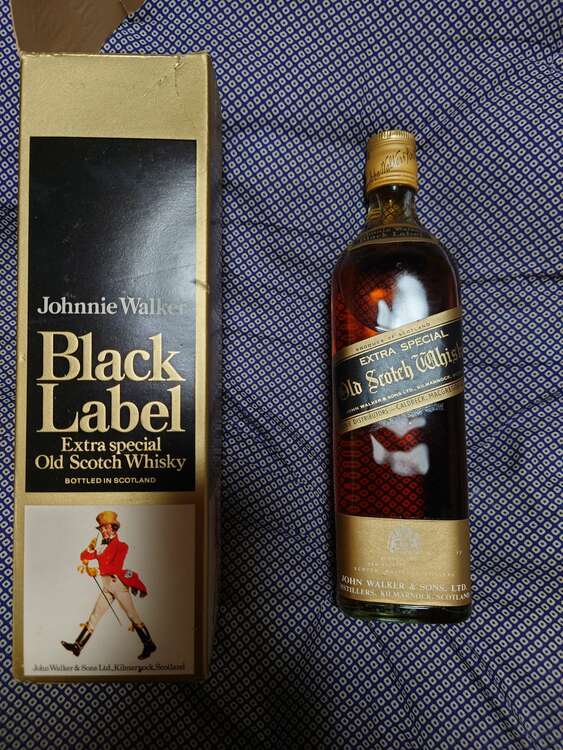 ウイスキー ジョニーウォーカー （お酒）の商品画像 - 査定依頼日：2025年4月7日 - 最高査定価格：3,000円