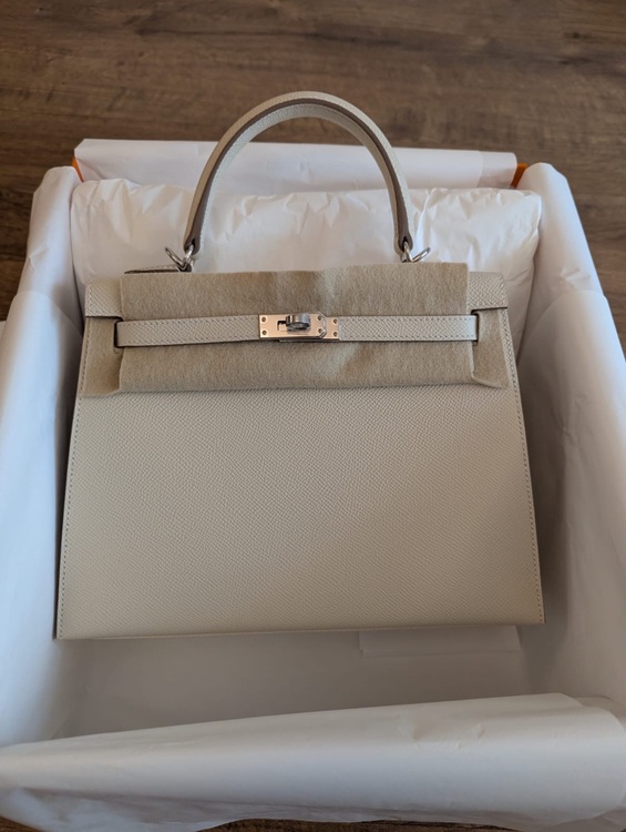 ケリー25（ブランドバッグ）の商品画像 - 査定依頼日：2025年8月8日 - 最高査定価格：2,700,000円