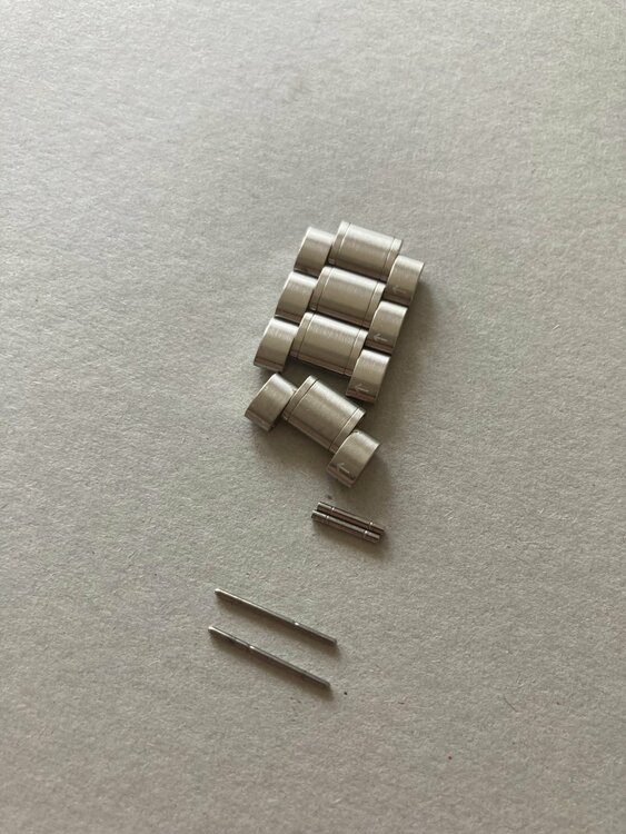 3570-50｜スピードマスタープロフェッショナル｜オメガ（高級時計）の商品画像 - 査定依頼日：2026年5月19日 - 最高査定価格：480,000円