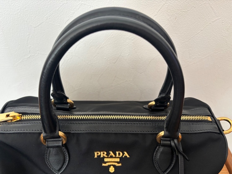 PRADAミニボストン（ブランドバッグ）の商品画像 - 査定依頼日：2026年3月29日 - 最高査定価格：100,000円